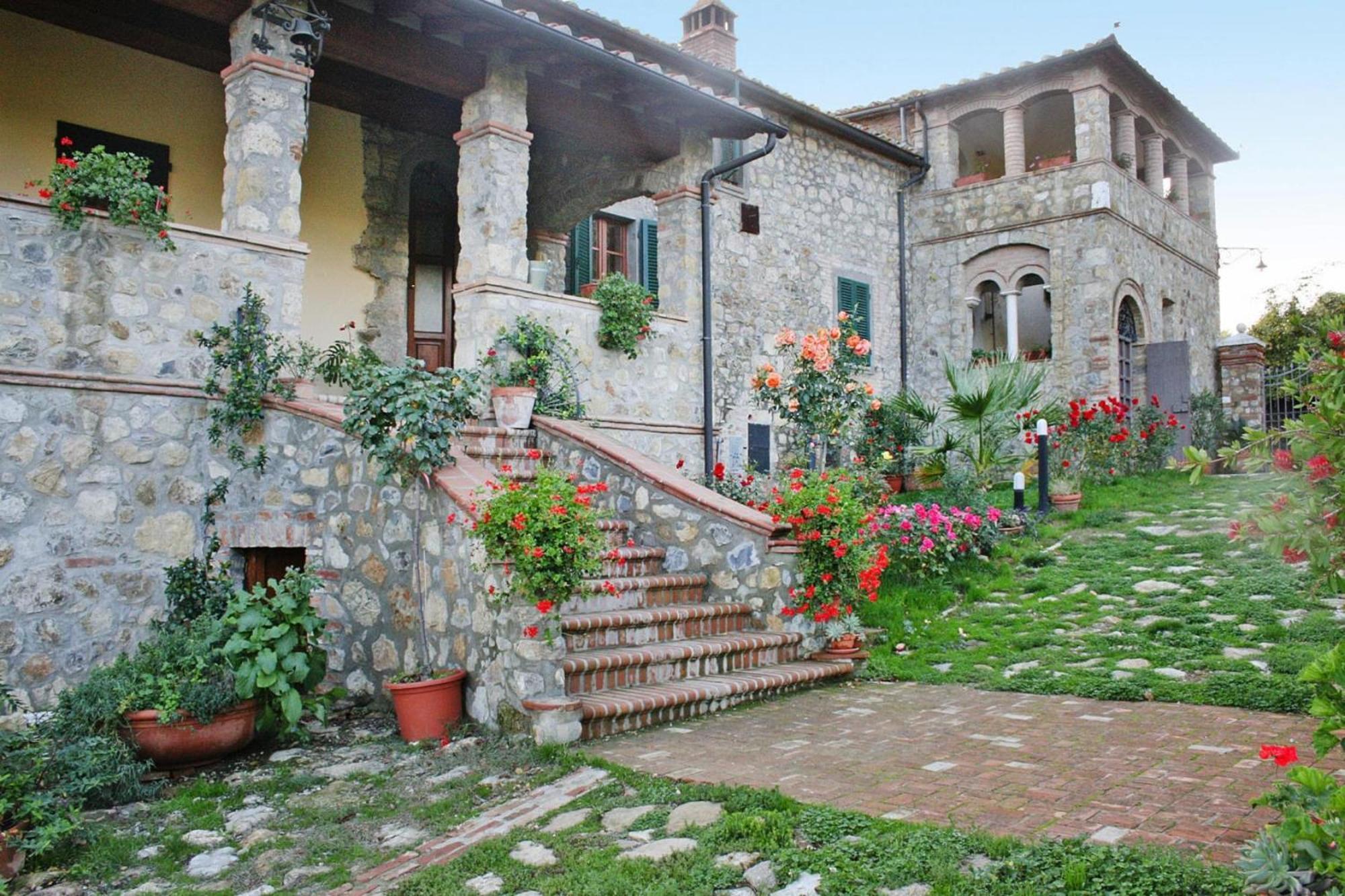 Apartment In Chiusdino With Terrace 외부 사진